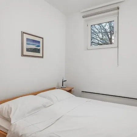 Apartamento Rona Volta