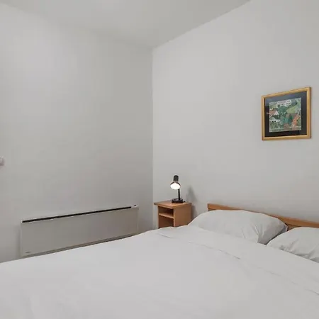 Apartamento Rona Volta