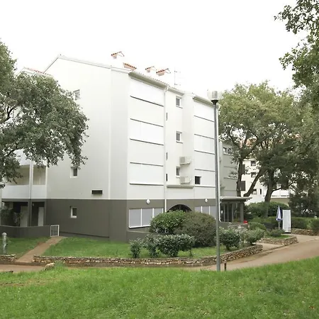 Rona Volta Apartamento Pula