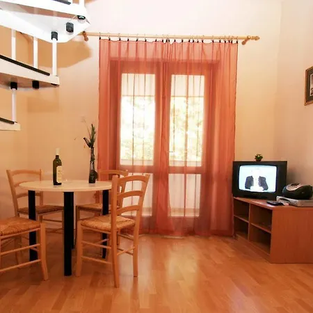 Apartamento Rona Volta *